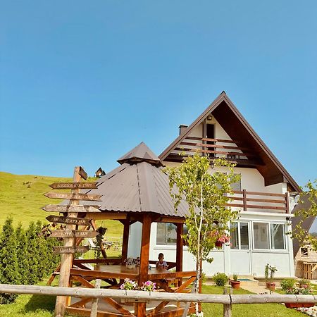 Guest House Sara Žabljak Buitenkant foto