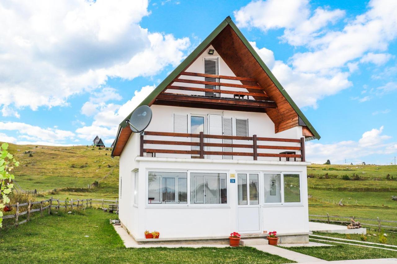Guest House Sara Žabljak Buitenkant foto