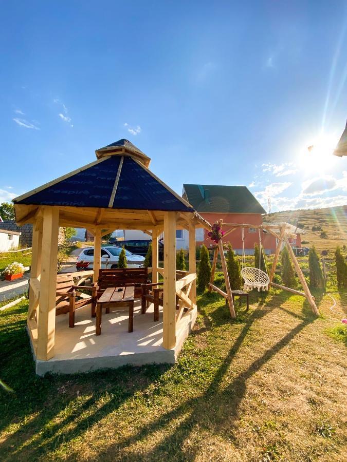 Guest House Sara Žabljak Buitenkant foto
