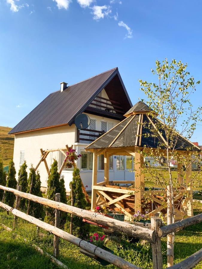 Guest House Sara Žabljak Buitenkant foto