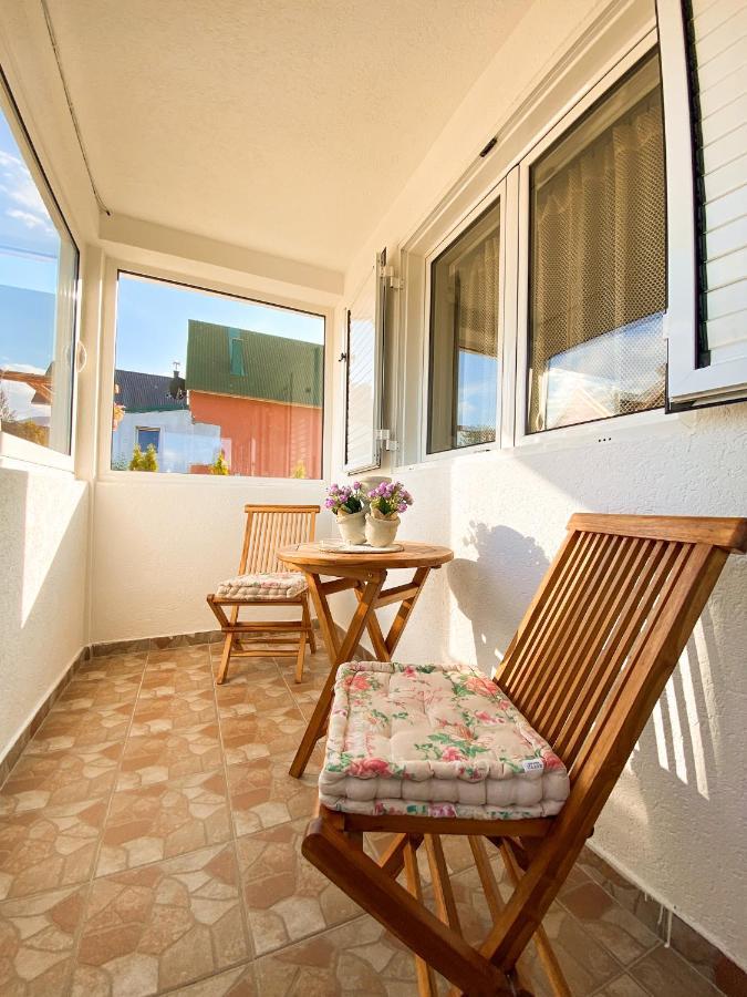 Guest House Sara Žabljak Buitenkant foto