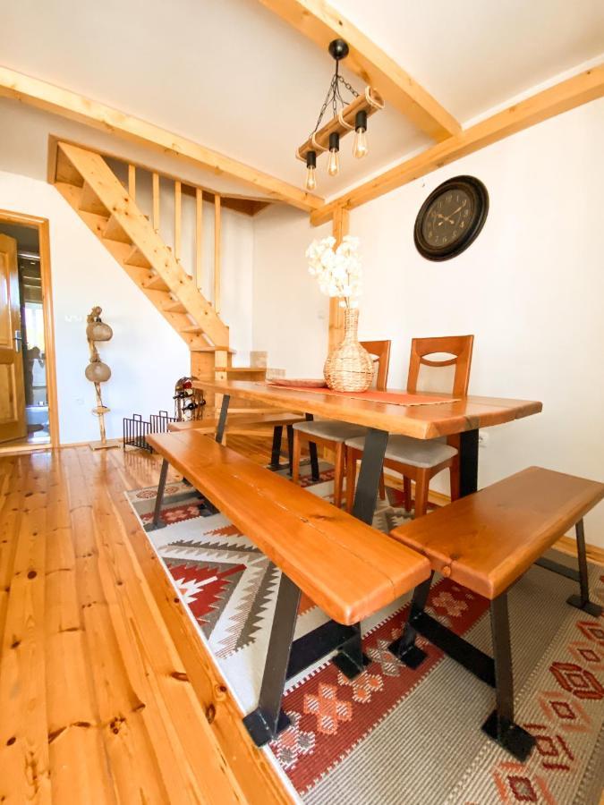 Guest House Sara Žabljak Buitenkant foto