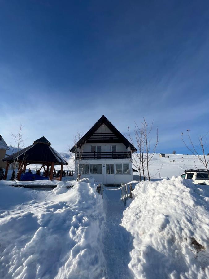 Guest House Sara Žabljak Buitenkant foto