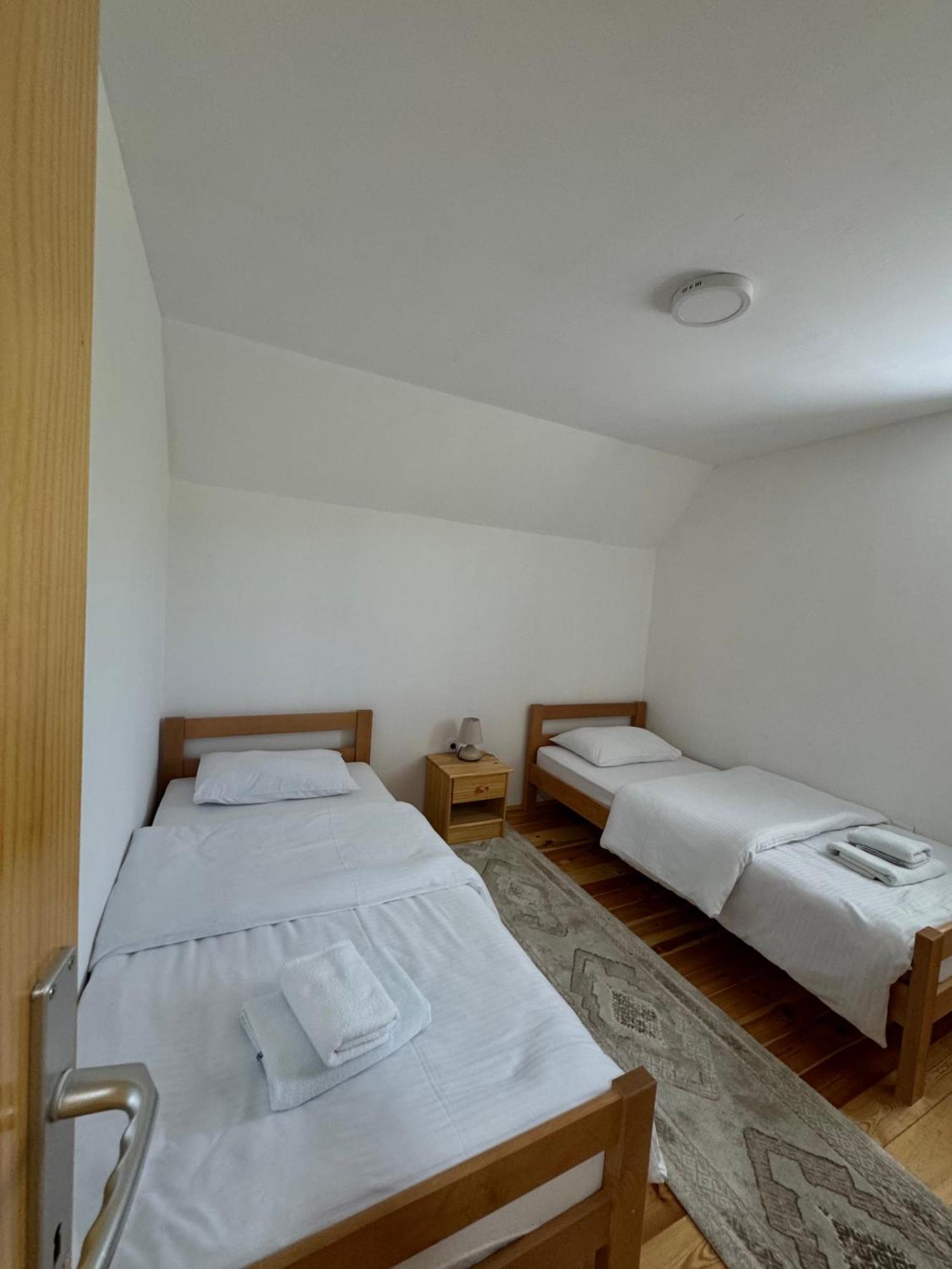 Guest House Sara Žabljak Buitenkant foto
