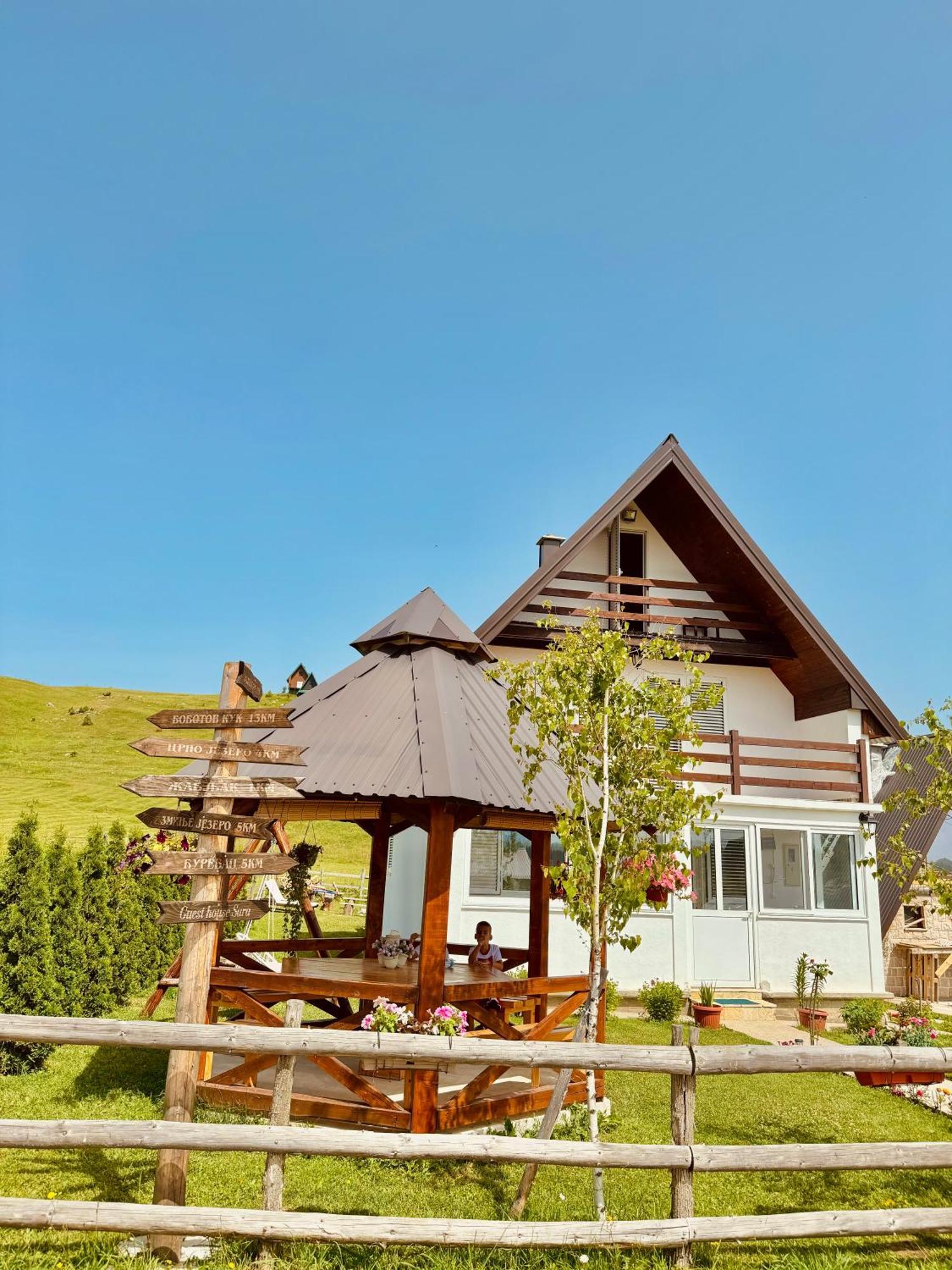 Guest House Sara Žabljak Buitenkant foto
