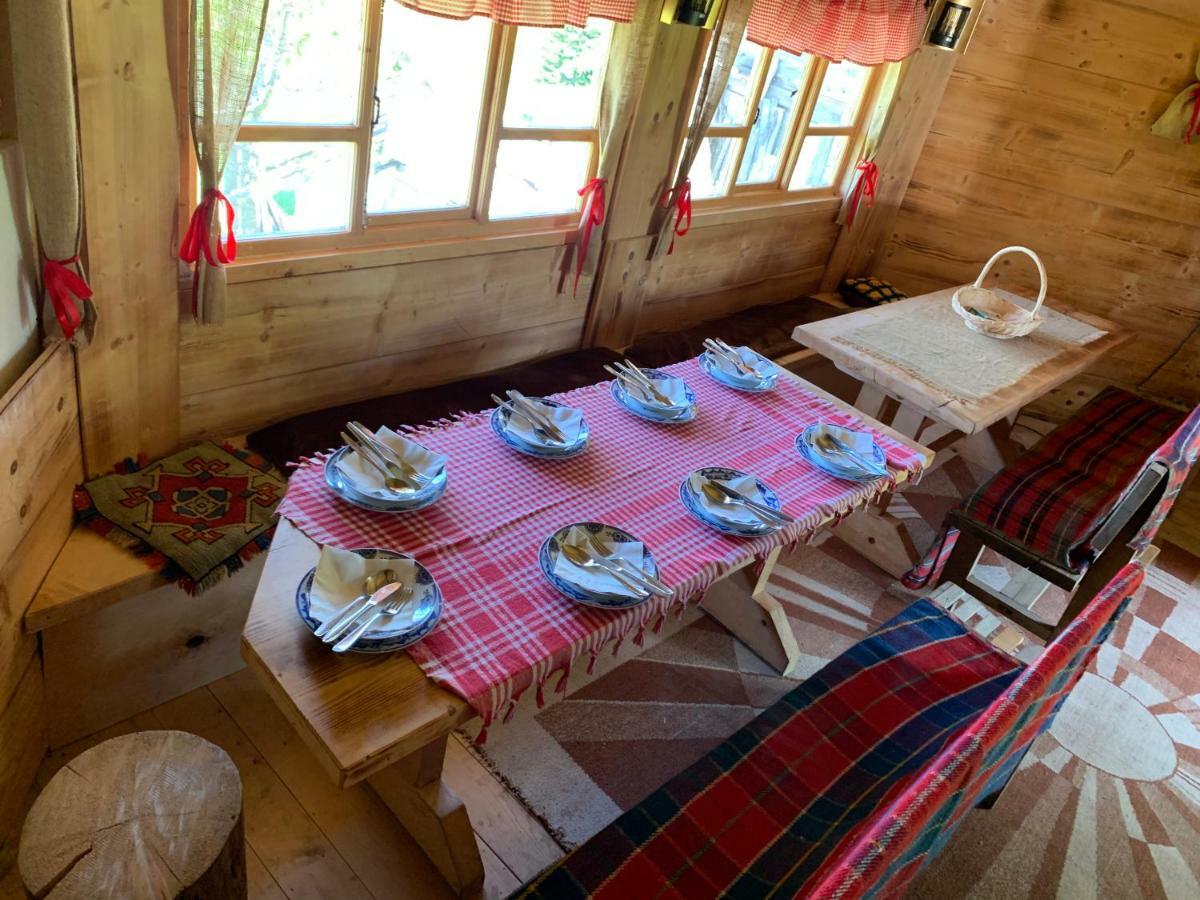 Guest House Sara Žabljak Buitenkant foto